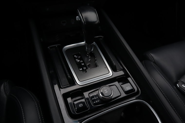 Vehicle Image 18