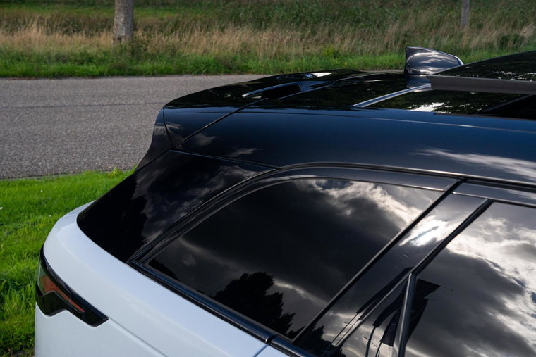 Vehicle Image 35