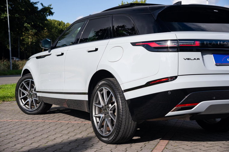 Vehicle Image 40