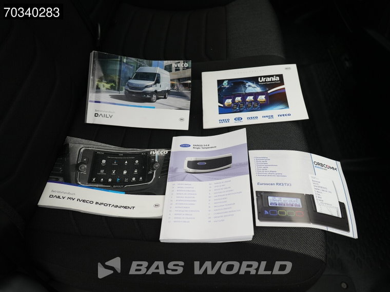 Vehicle Image 37