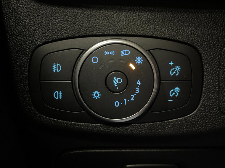 Vehicle Image 36