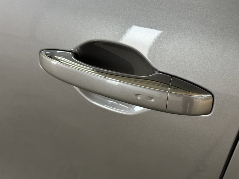 Vehicle Image 37