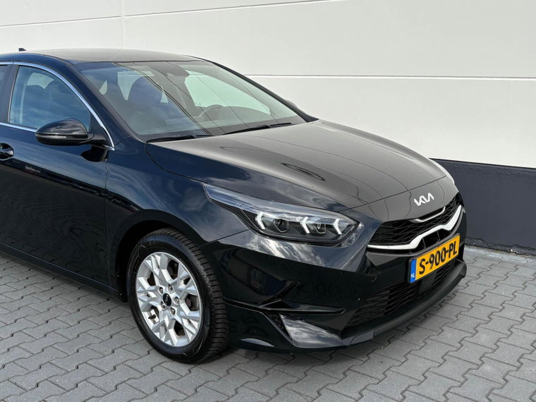 Vehicle Image 36