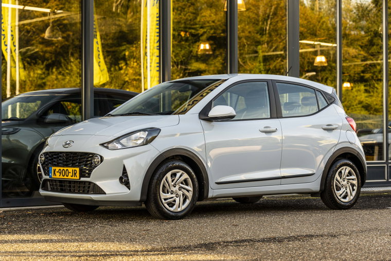 Vehicle Image 10