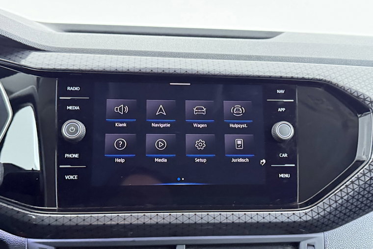 Vehicle Image 24