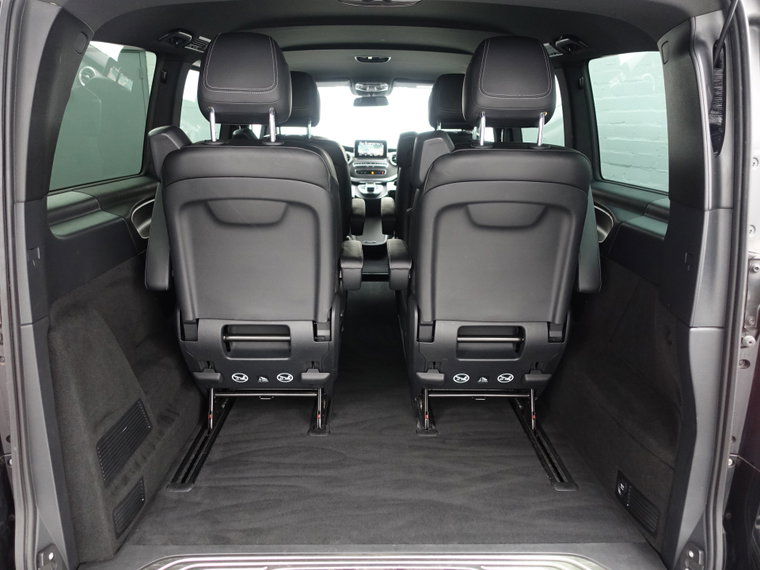 Vehicle Image 37