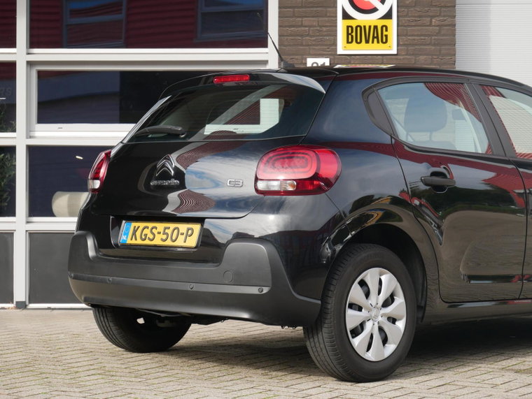 Vehicle Image 23