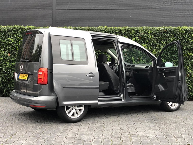 Vehicle Image 24