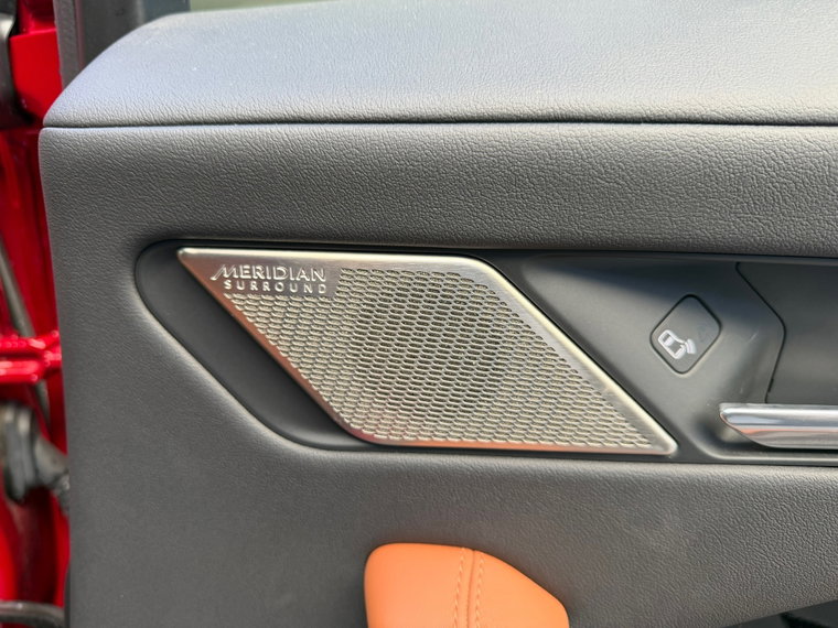 Vehicle Image 27
