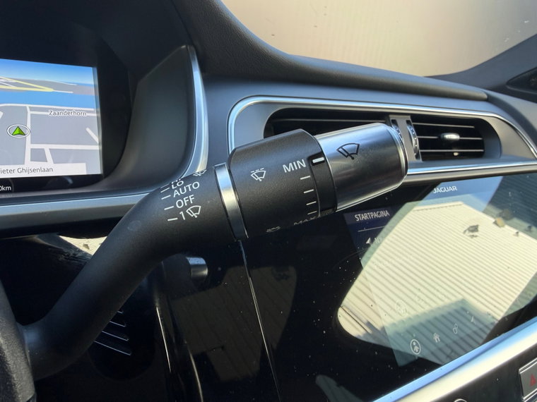 Vehicle Image 41