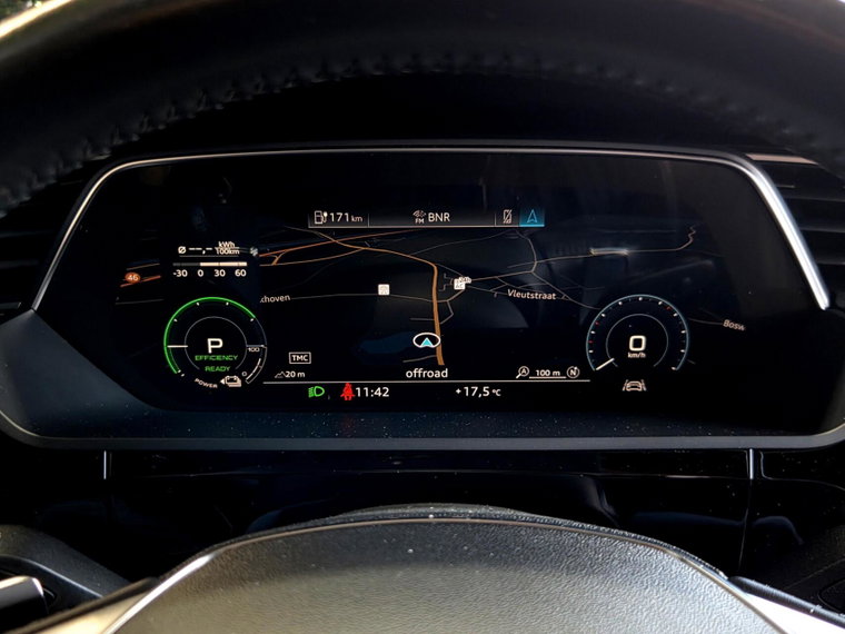 Vehicle Image 40