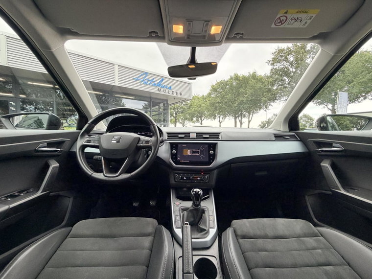 Vehicle Image 22