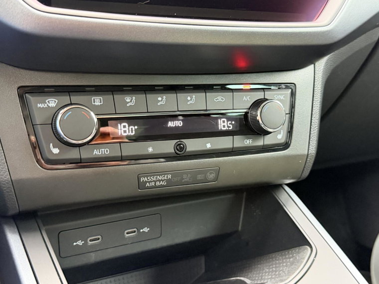 Vehicle Image 39