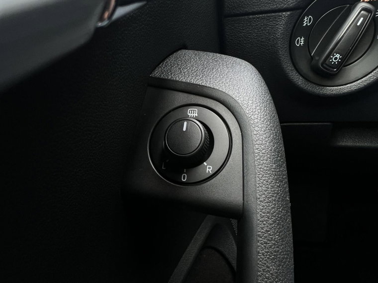 Vehicle Image 39