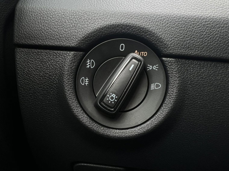 Vehicle Image 40
