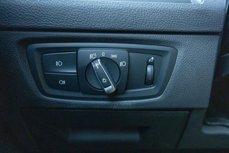 Vehicle Image 27