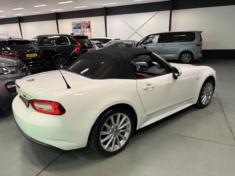 Vehicle Image 33
