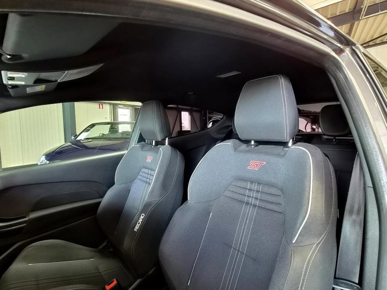 Vehicle Image 31