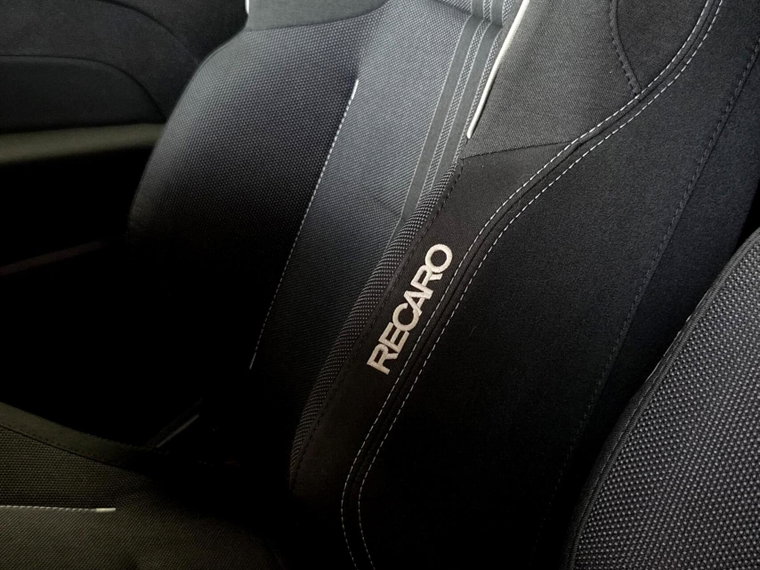 Vehicle Image 37