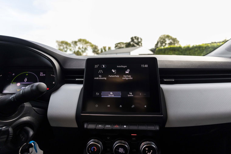 Vehicle Image 30