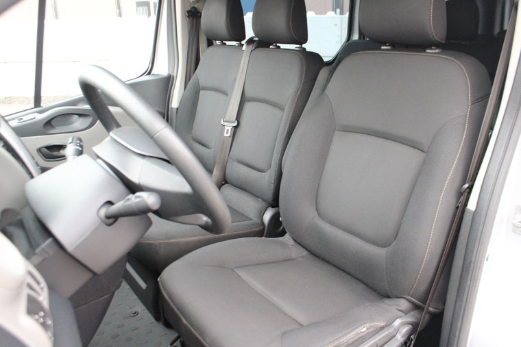 Vehicle Image 12