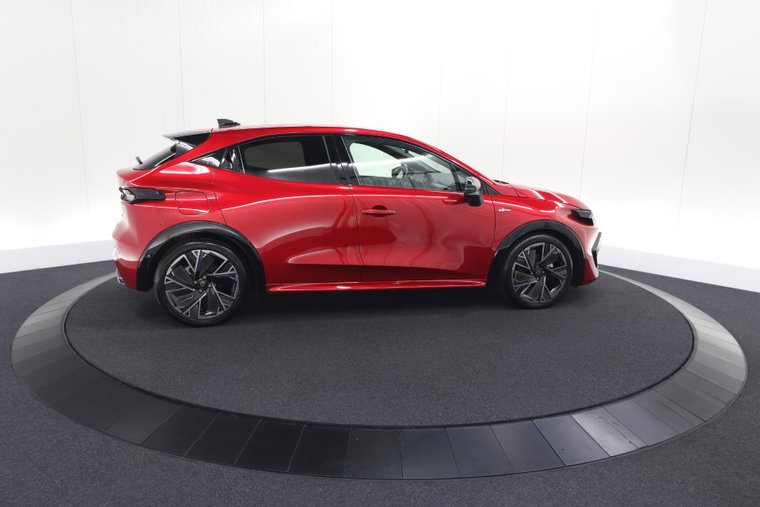Vehicle Image 8