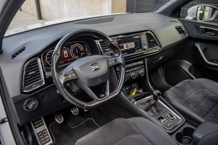Vehicle Image 22