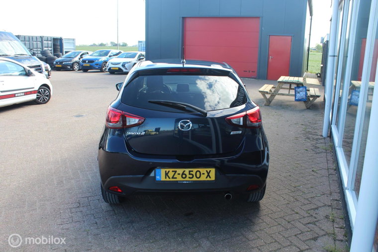 Vehicle Image 8