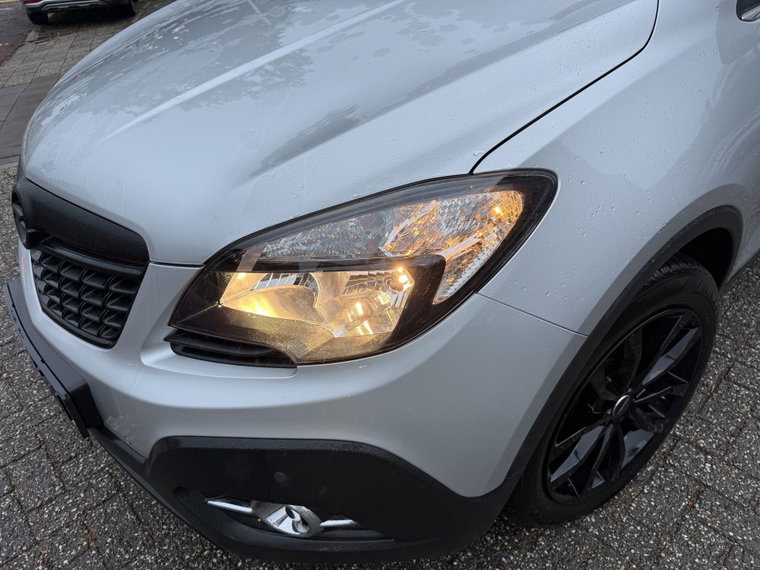 Vehicle Image 30