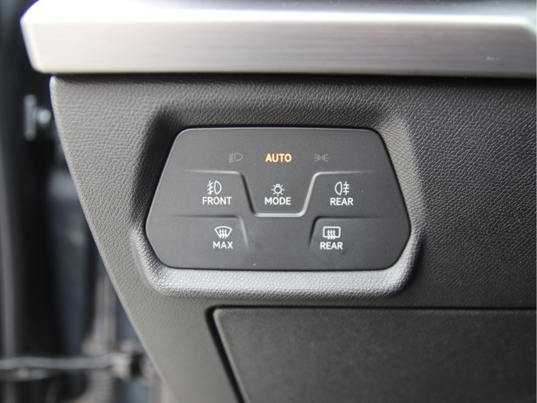 Vehicle Image 38