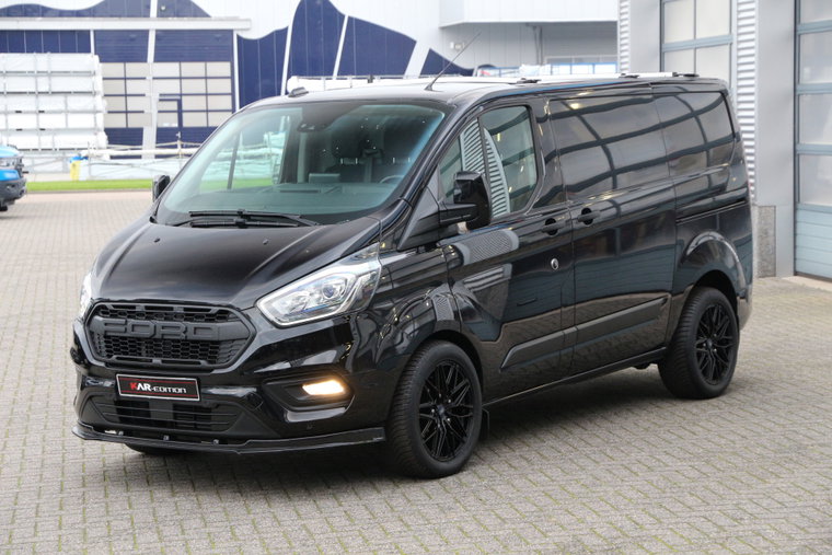 Vehicle Image 12