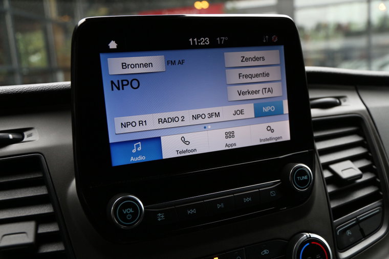 Vehicle Image 10