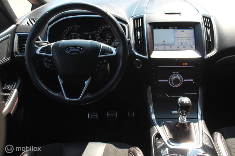 Vehicle Image 14
