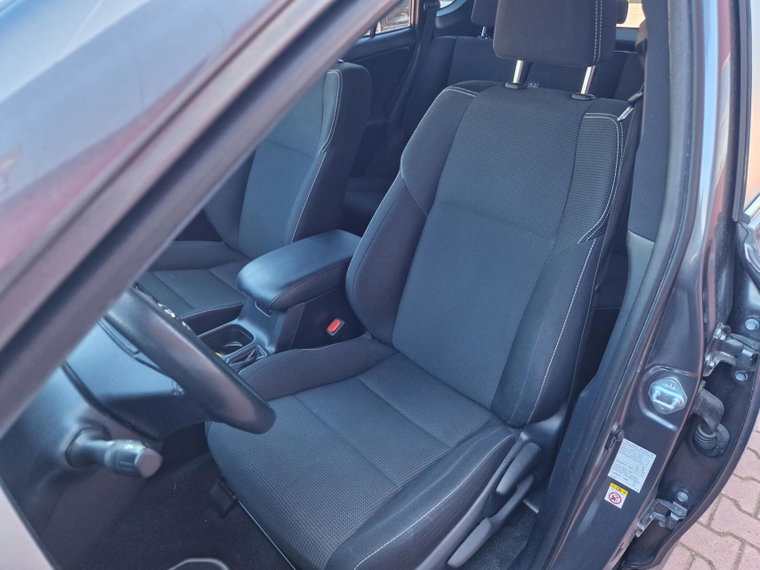 Vehicle Image 17