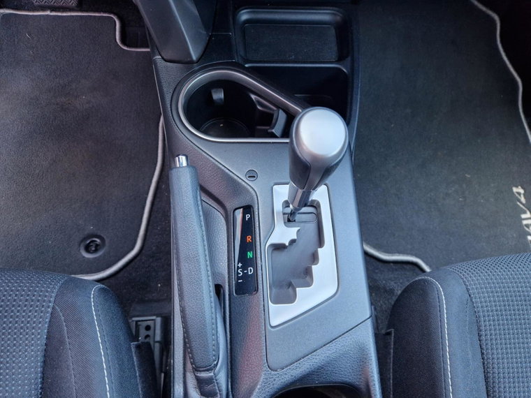 Vehicle Image 25