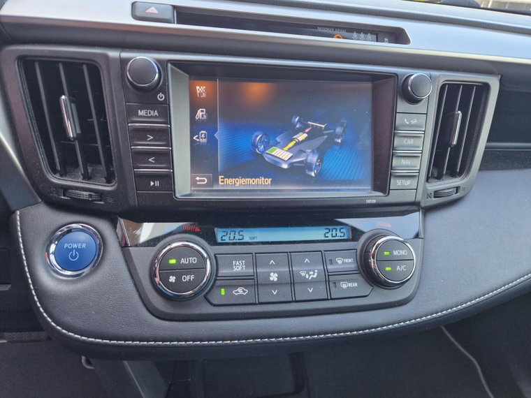 Vehicle Image 26