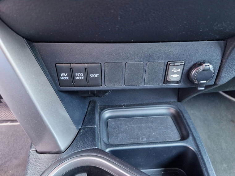 Vehicle Image 28