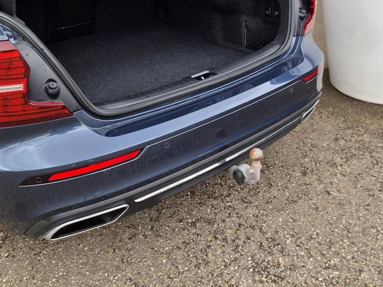 Vehicle Image 48