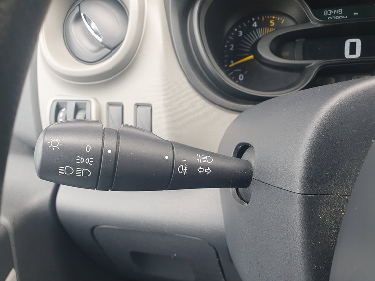 Vehicle Image 32