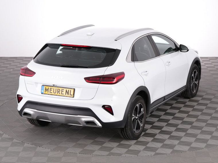 Vehicle Image 24