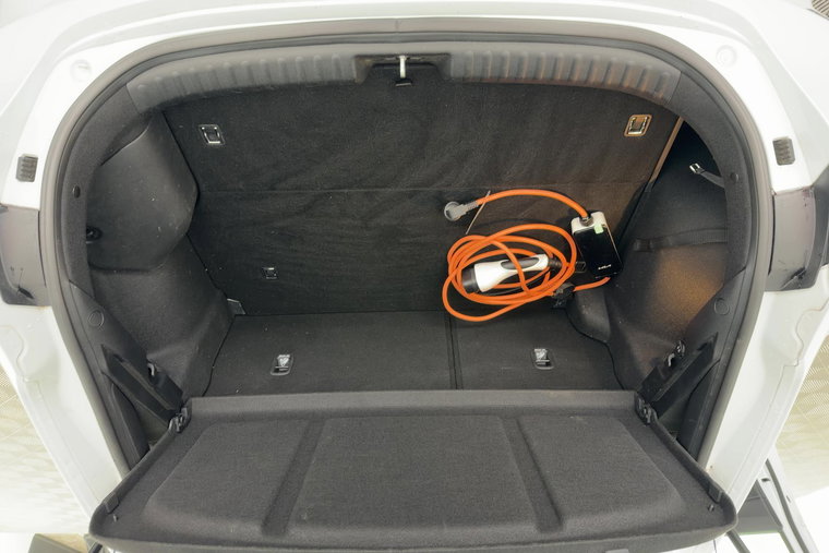 Vehicle Image 46