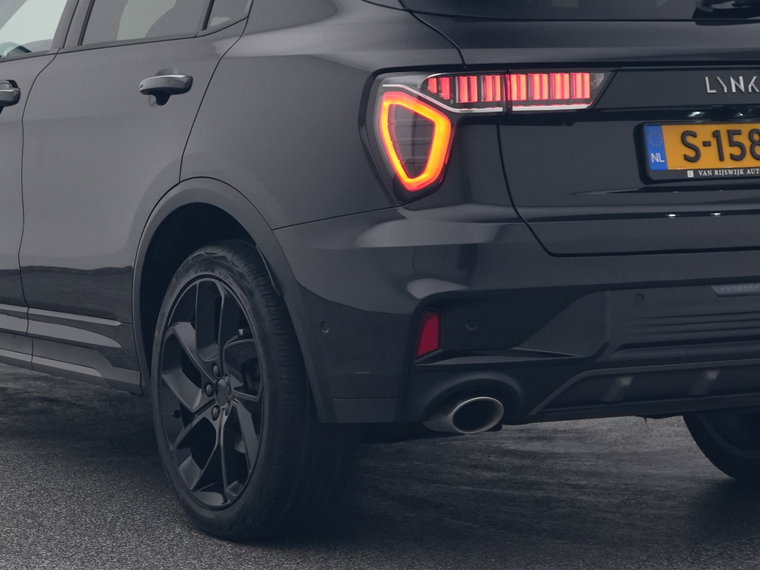 Vehicle Image 18