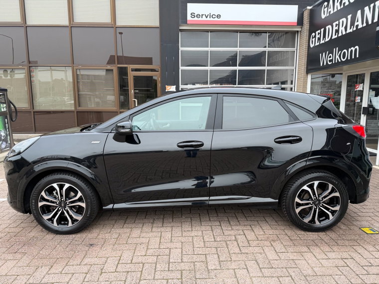Vehicle Image 19