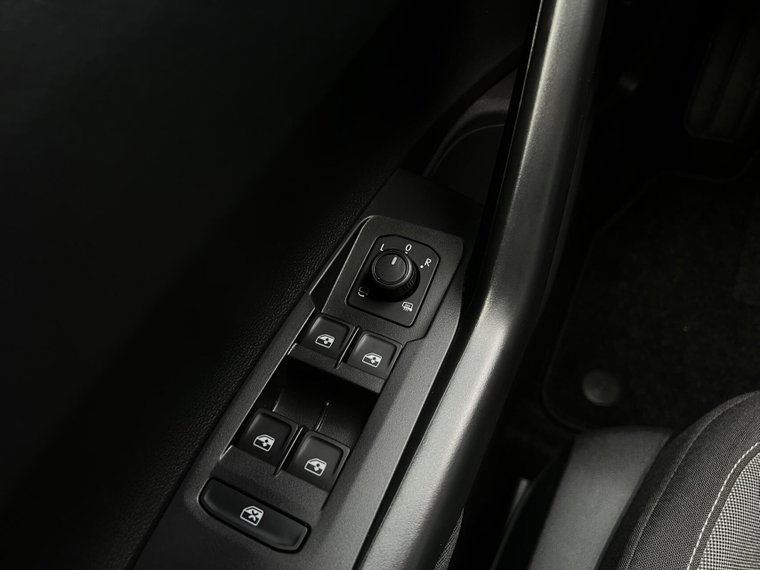 Vehicle Image 41