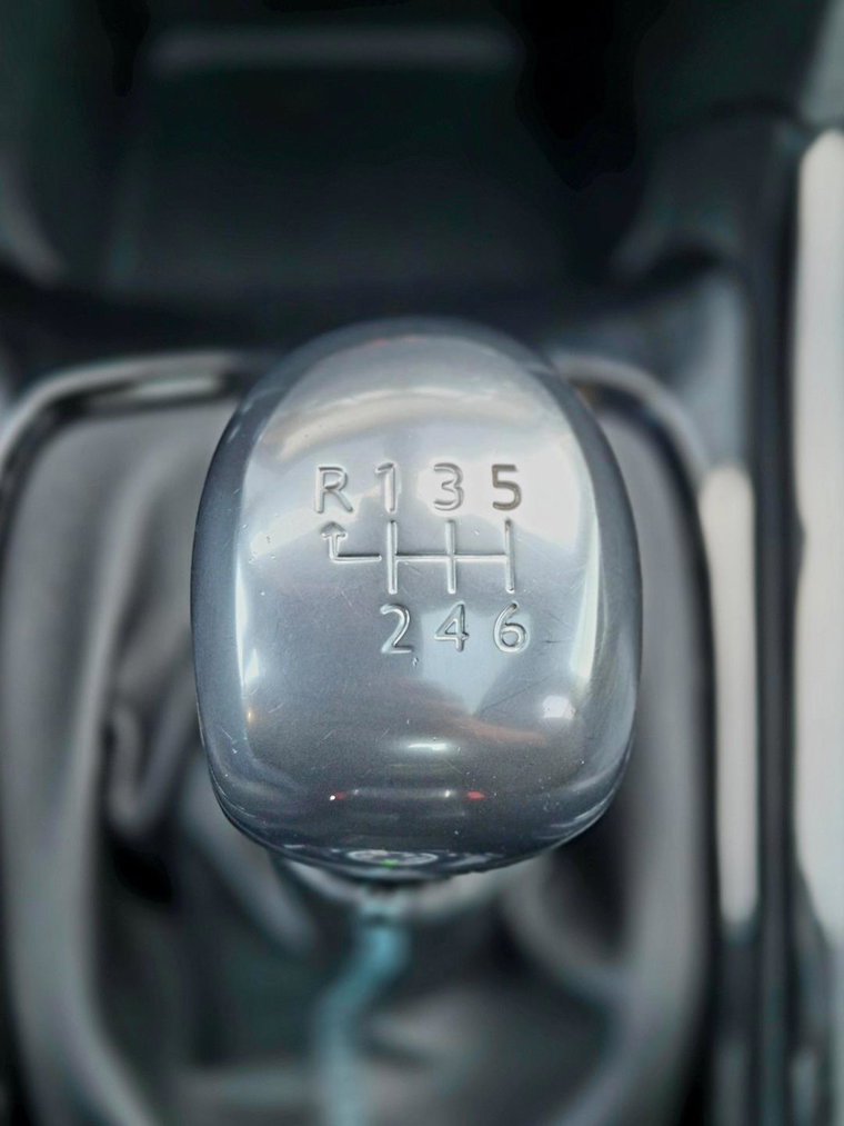 Vehicle Image 31
