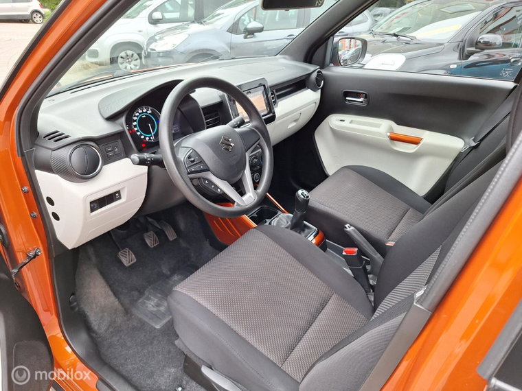 Vehicle Image 14