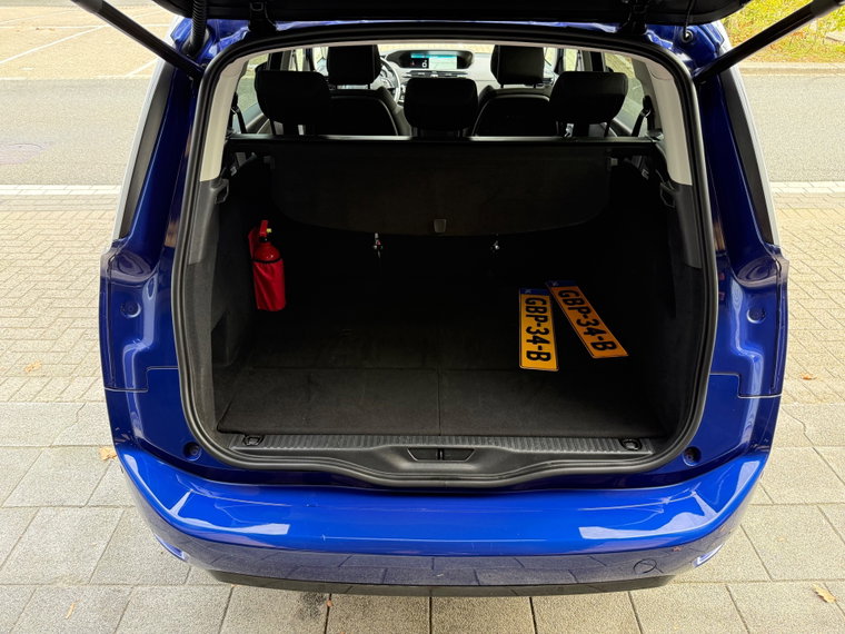 Vehicle Image 37
