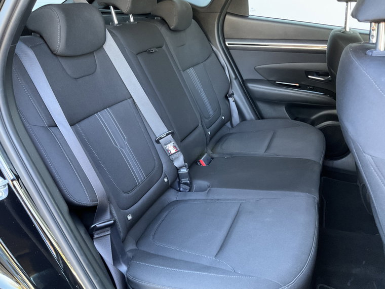 Vehicle Image 38