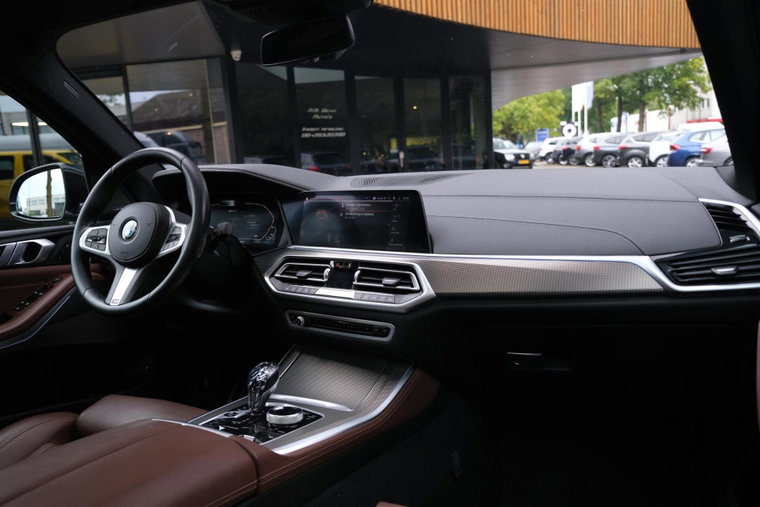 Vehicle Image 50