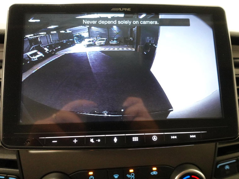 Vehicle Image 15